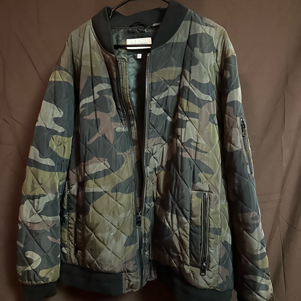 Calvin Klein Men's Camouflage Bomber Jacket